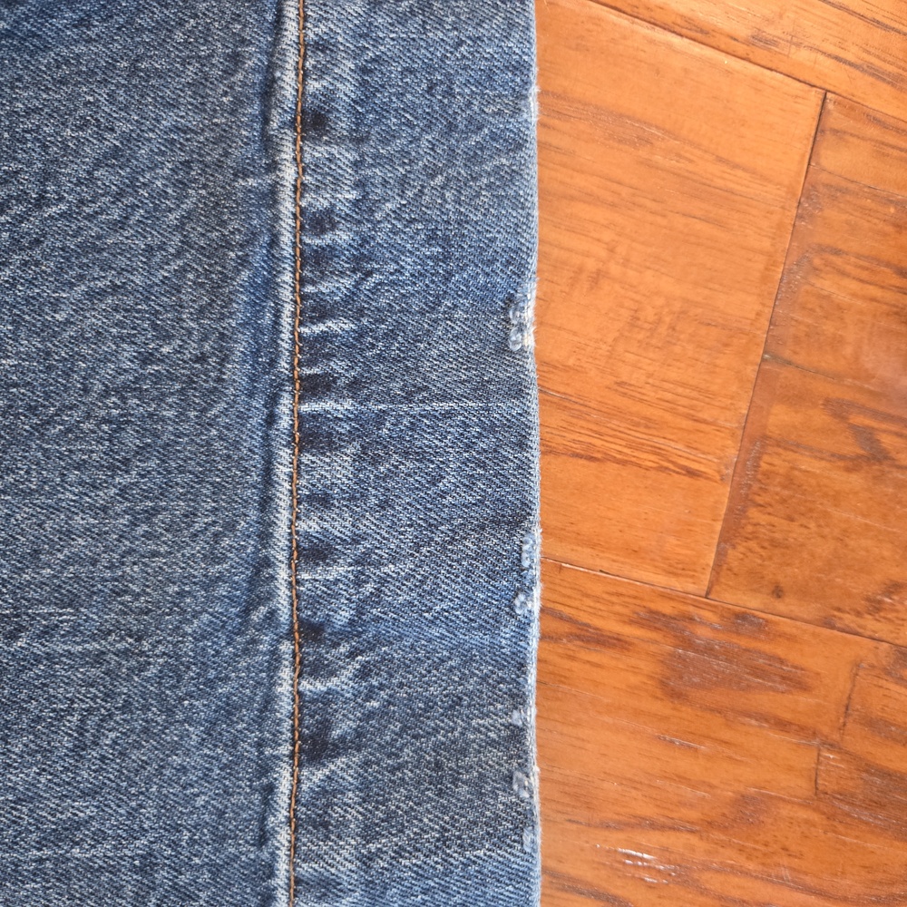 Wide Leg Women's Jeans in Medium Blue - Picture 7 of 8